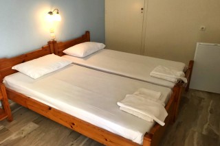 twin room neapolis apartments amenities